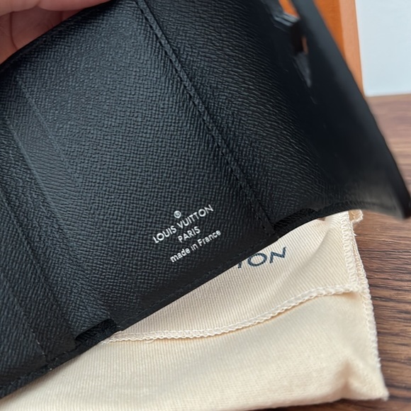 Louis Vuitton LV twist compact wallet black - Picture 6 of 9